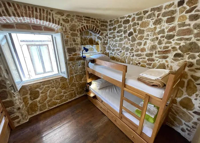 Albergue Tequila Bar (adults Only) Zadar