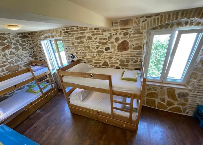 Albergue Tequila Bar (adults Only) Zadar